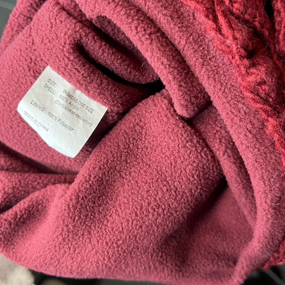 Cute womans hat - Picture 4 of 5